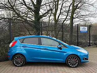 Used 2015 Ford Fiesta Titanium X Blue - Interior and Exterior details 10