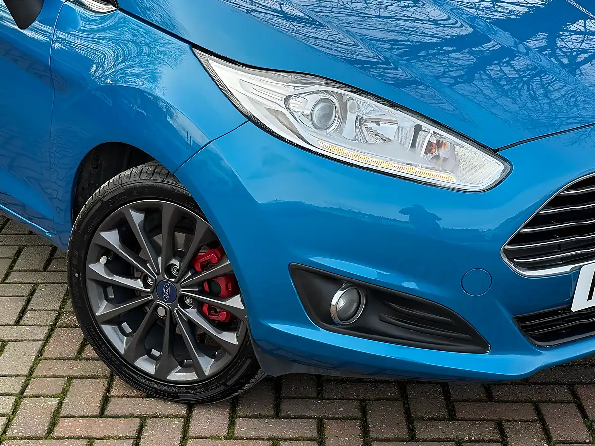 Used 2015 Ford Fiesta Titanium X Blue - Interior and Exterior details 15