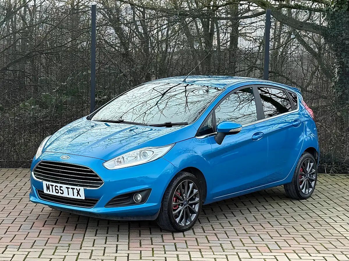 Used 2015 Ford Fiesta Titanium X Blue - Interior and Exterior details 5