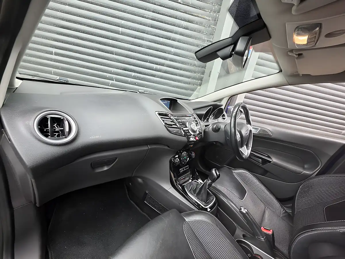 Used 2015 Ford Fiesta Titanium X Blue - Interior and Exterior details 11