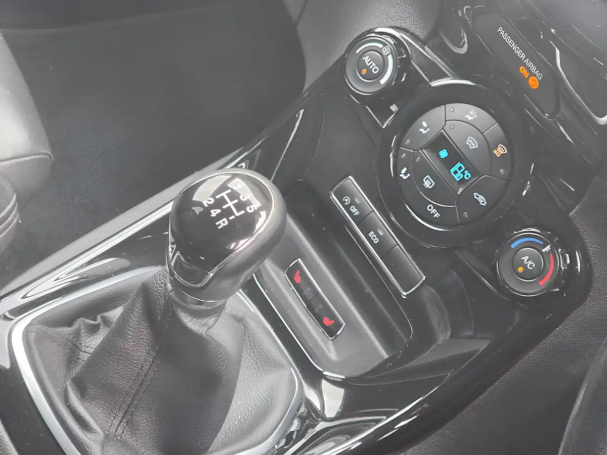 Used 2015 Ford Fiesta Titanium X Blue - Interior and Exterior details 12