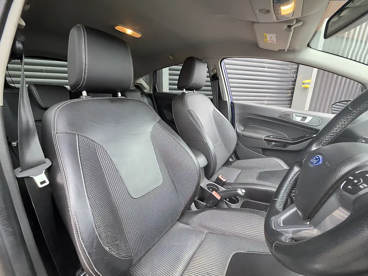 Used 2015 Ford Fiesta Titanium X Blue - Interior and Exterior details 5