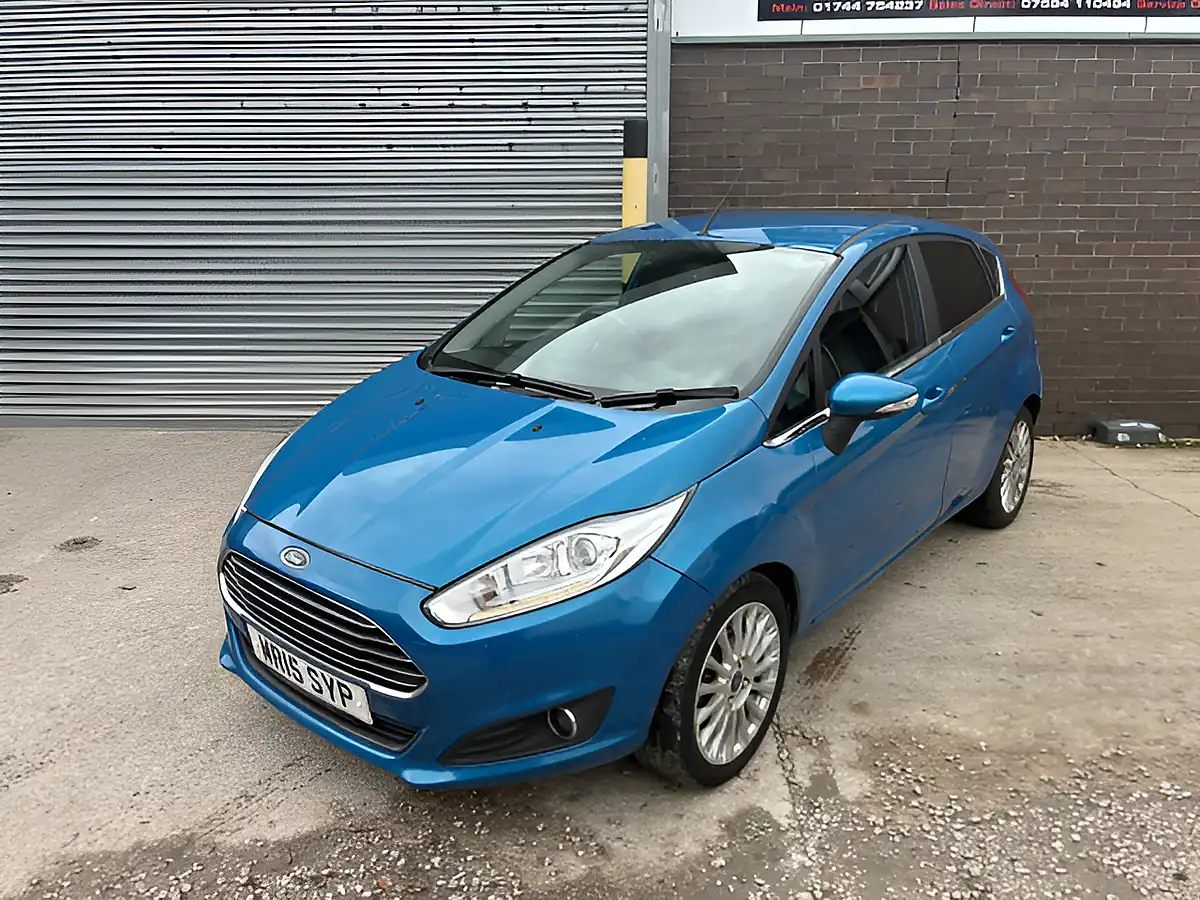 Used 2015 Ford Fiesta Titanium X Blue - Interior and Exterior details 4