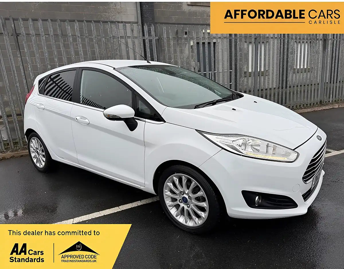 Used 2015 Ford Fiesta Titanium X White - Front View