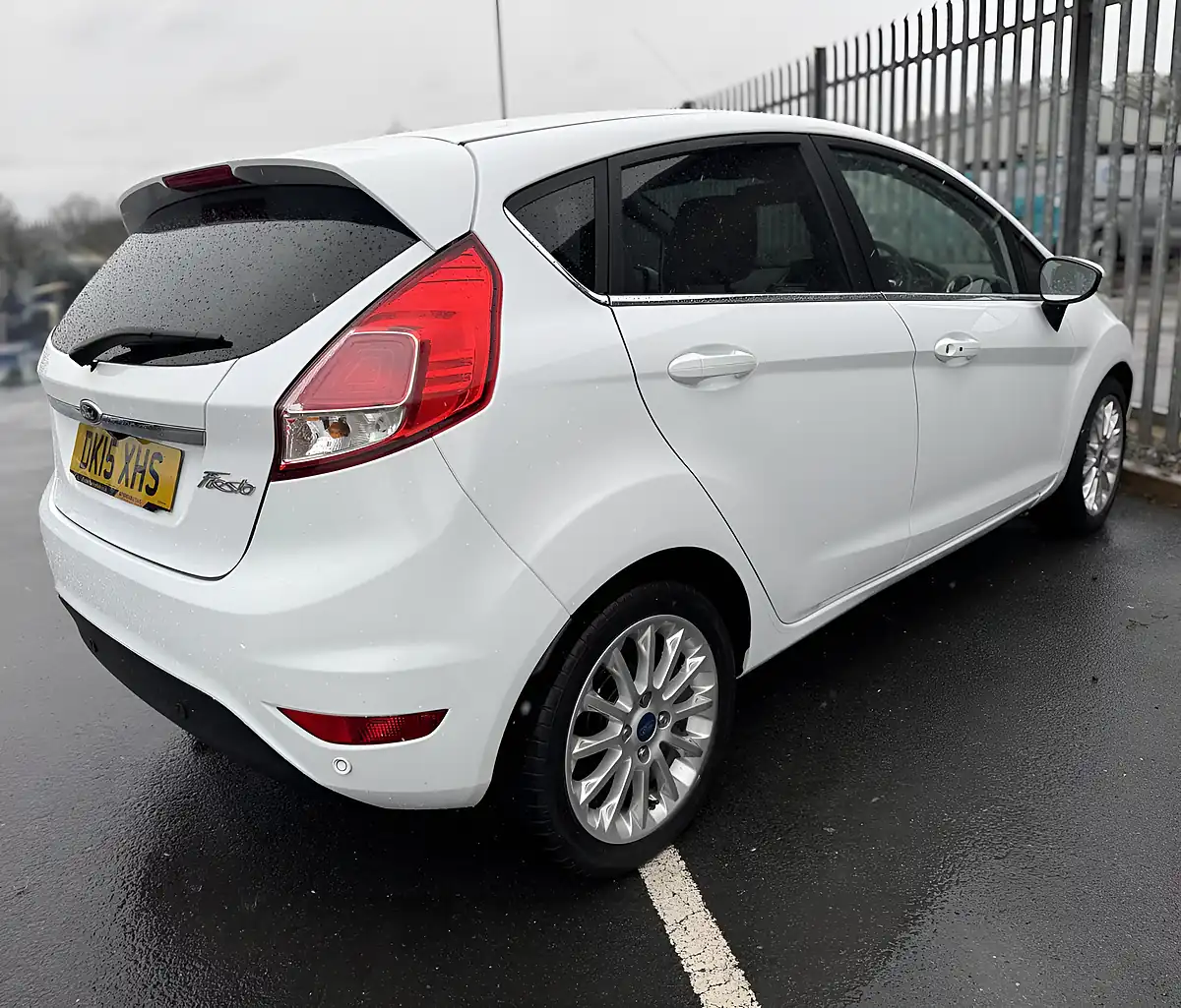 Used 2015 Ford Fiesta Titanium X White - Interior and Exterior details 5