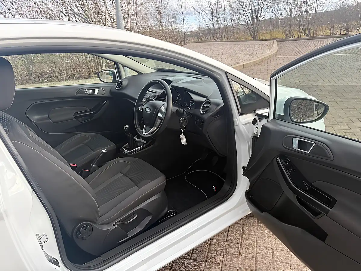 Used 2015 Ford Fiesta White - Interior and Exterior details 10