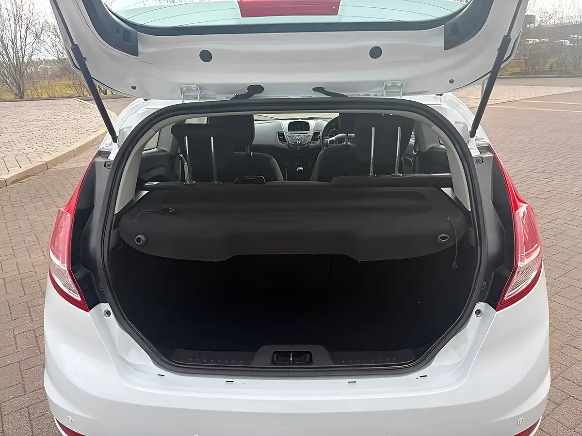 Used 2015 Ford Fiesta White - Interior and Exterior details 18