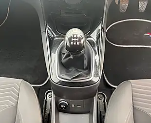 Used 2015 Ford Fiesta White - Interior and Exterior details 19
