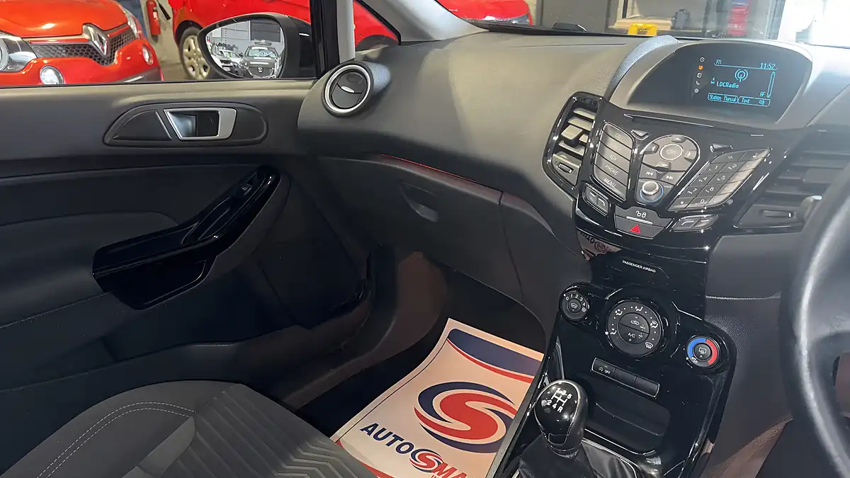 Used 2015 Ford Fiesta Zetec Black Black - Interior and Exterior details 12