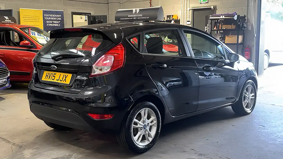 Used 2015 Ford Fiesta Zetec Black Black - Interior and Exterior details 5