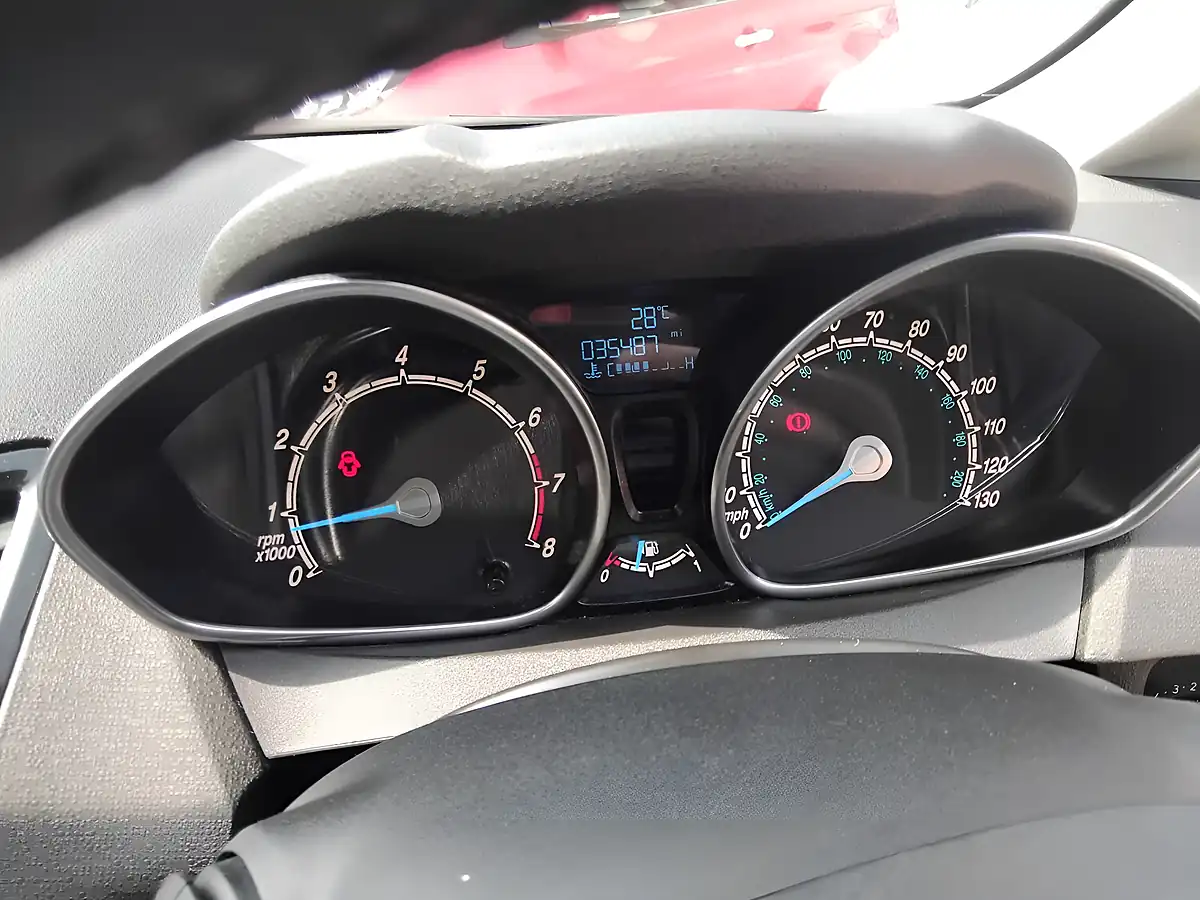 Used 2015 Ford Fiesta Zetec Black - Interior and Exterior details 16
