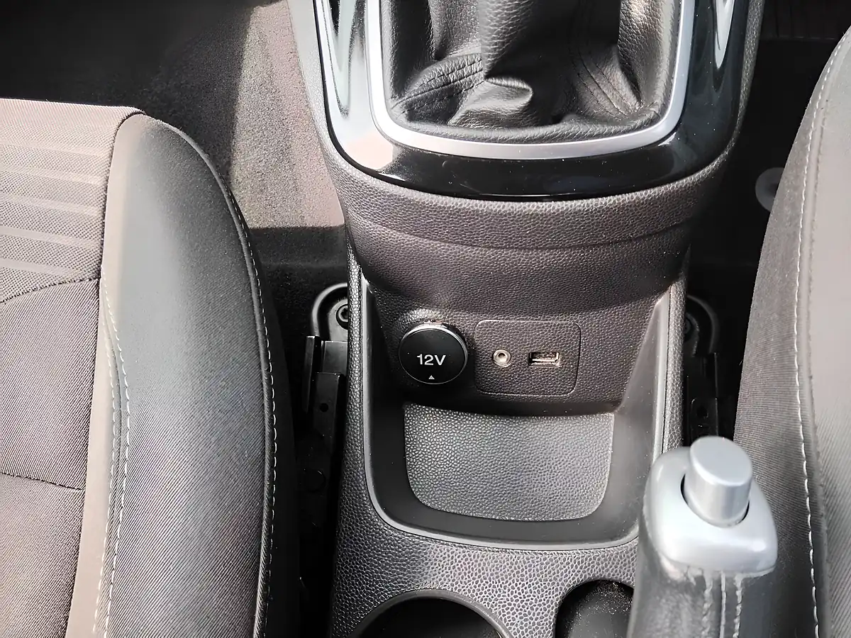 Used 2015 Ford Fiesta Zetec Black - Interior and Exterior details 18