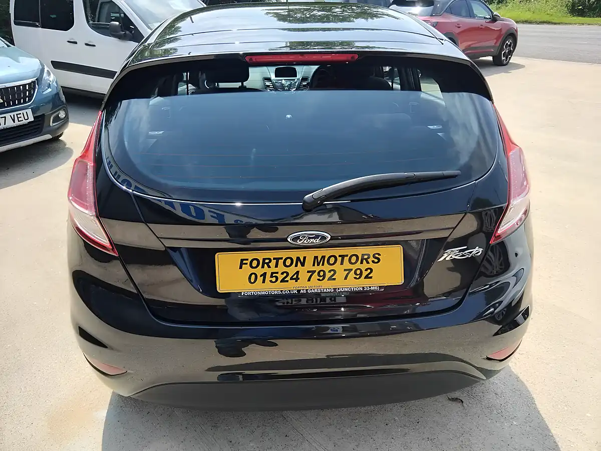 Used 2015 Ford Fiesta Zetec Black - Interior and Exterior details 5