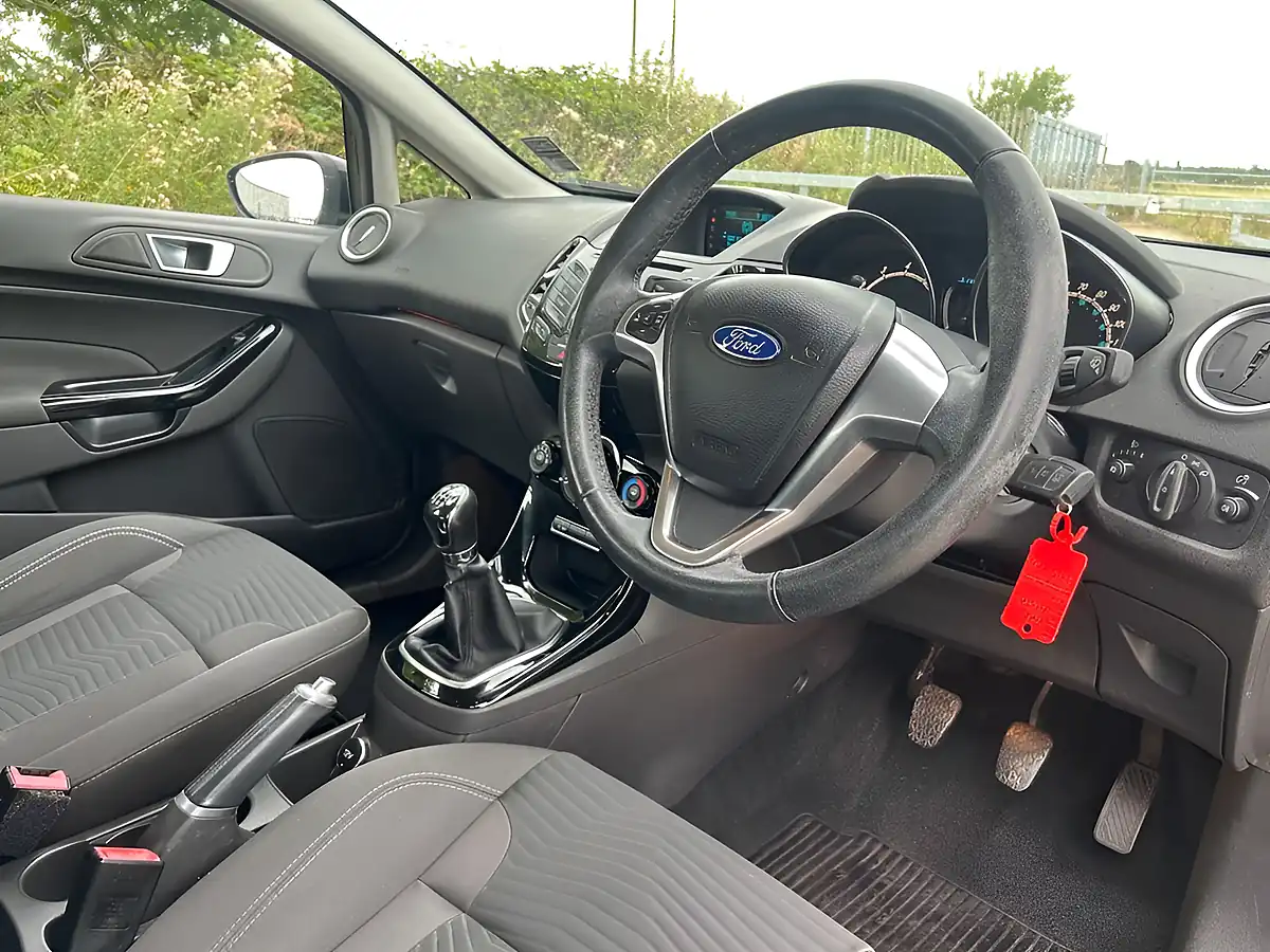 Used 2015 Ford Fiesta Zetec Black - Interior and Exterior details 11