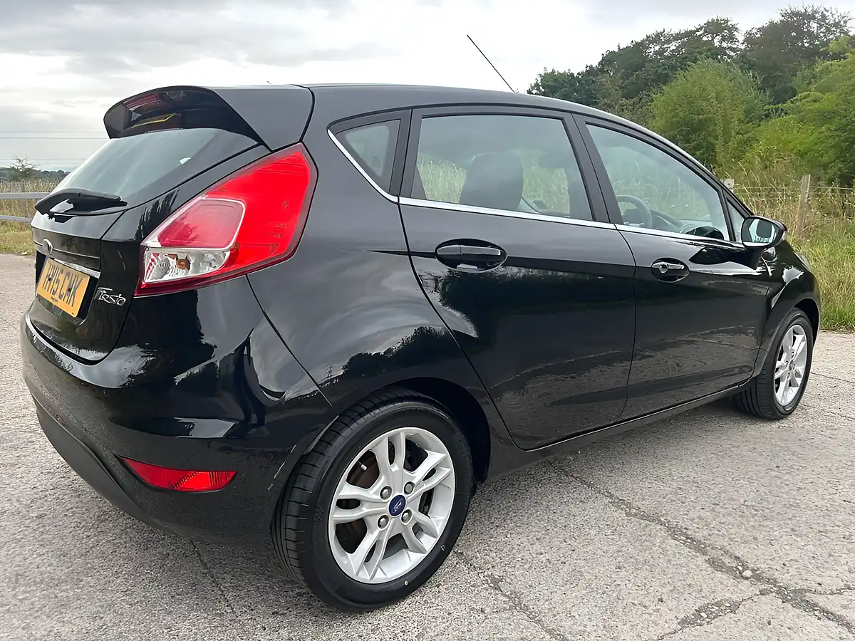 Used 2015 Ford Fiesta Zetec Black - Interior and Exterior details 3