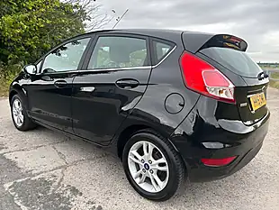 Used 2015 Ford Fiesta Zetec Black - Interior and Exterior details 6