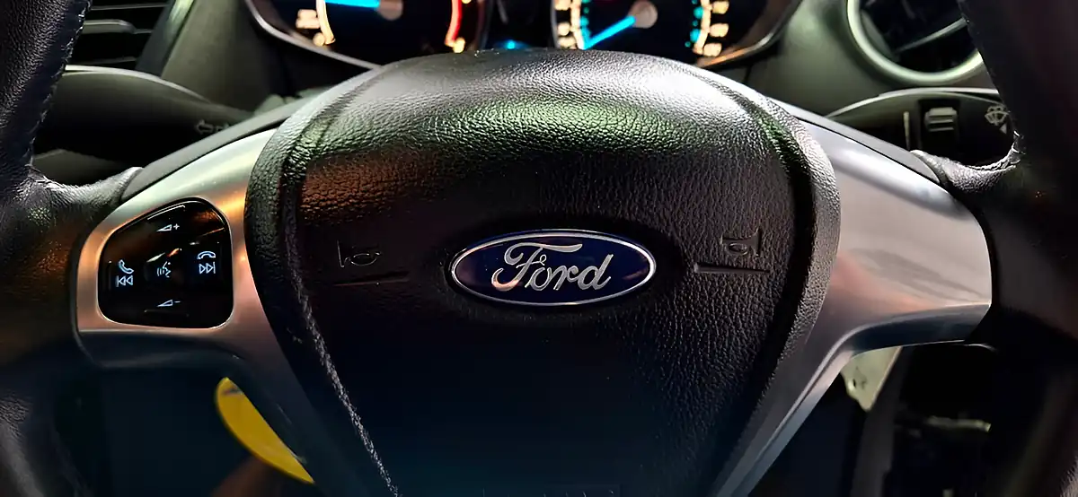Used 2015 Ford Fiesta Zetec Black - Interior and Exterior details 15