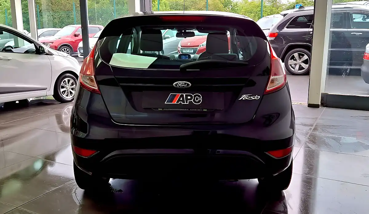 Used 2015 Ford Fiesta Zetec Black - Interior and Exterior details 5
