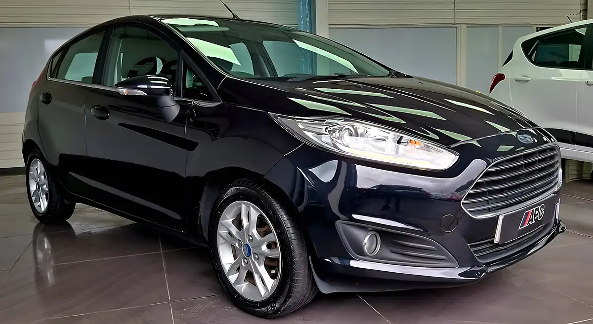 Used 2015 Ford Fiesta Zetec Black - Interior and Exterior details 8