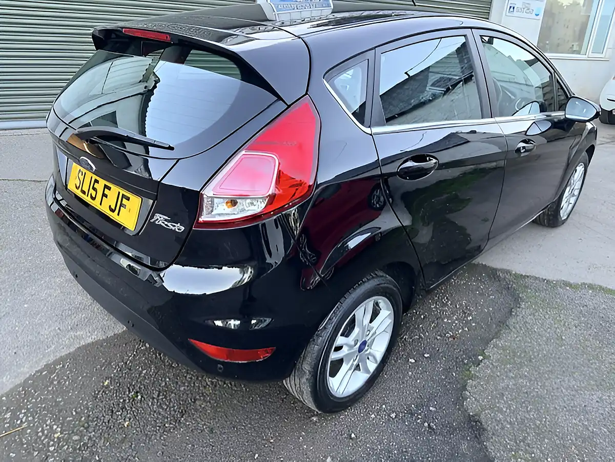Used 2015 Ford Fiesta Zetec Black - Interior and Exterior details 5