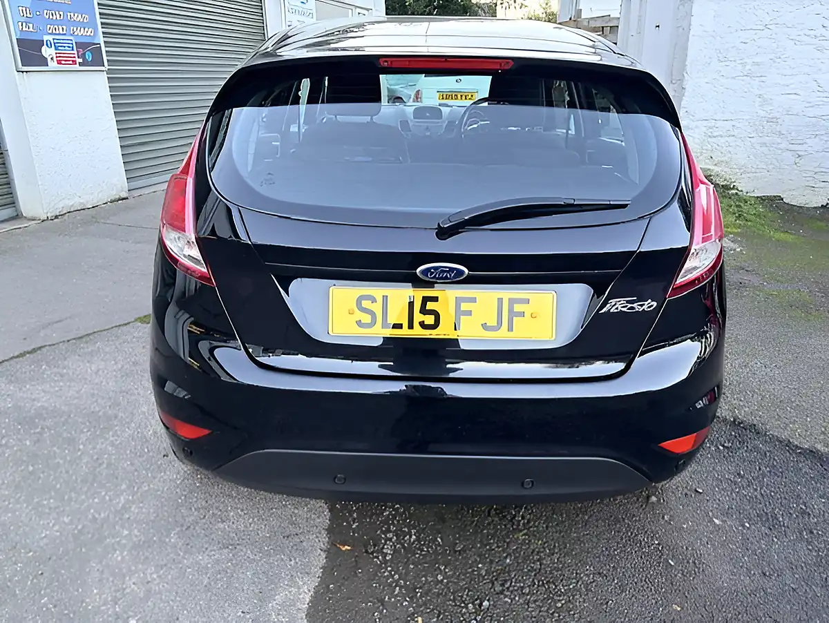 Used 2015 Ford Fiesta Zetec Black - Interior and Exterior details 7