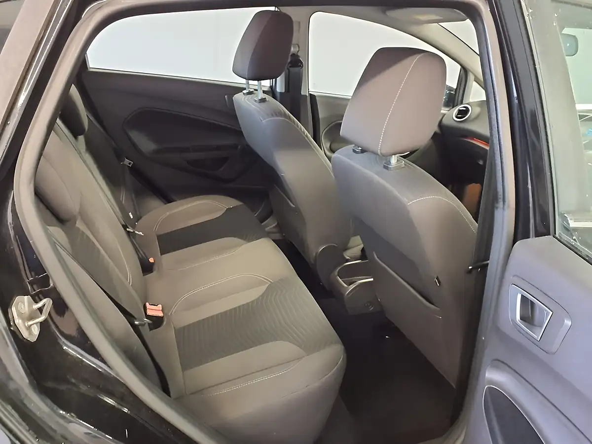 Used 2015 Ford Fiesta Zetec Black - Interior and Exterior details 11