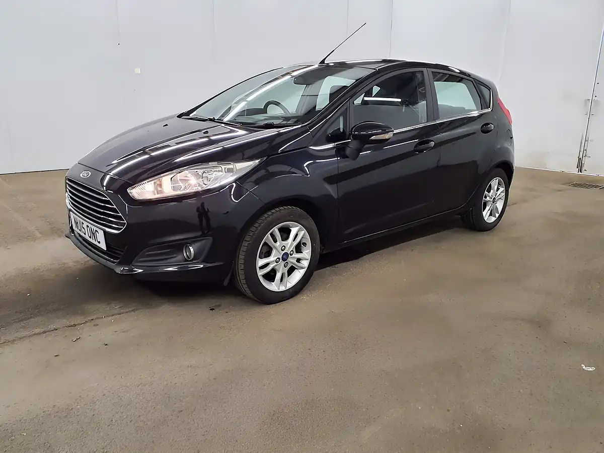 Used 2015 Ford Fiesta Zetec Black - Interior and Exterior details 4