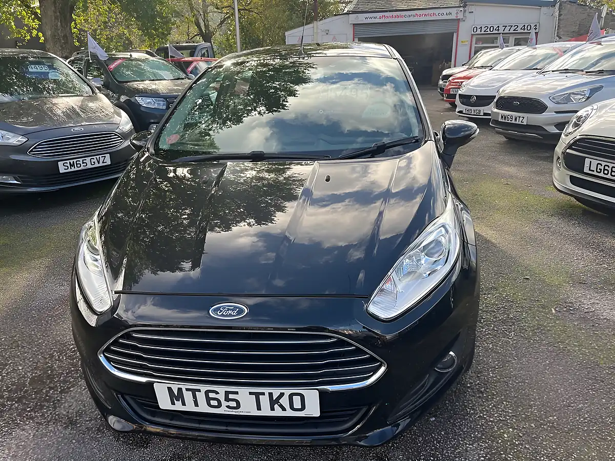 Used 2015 Ford Fiesta Zetec Black - Interior and Exterior details 3