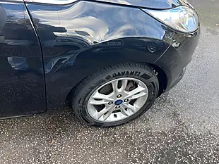 Used 2015 Ford Fiesta Zetec Black - Interior and Exterior details 5