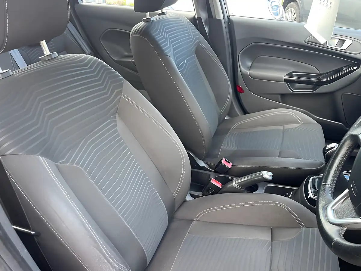 Used 2015 Ford Fiesta Zetec Black - Interior and Exterior details 8