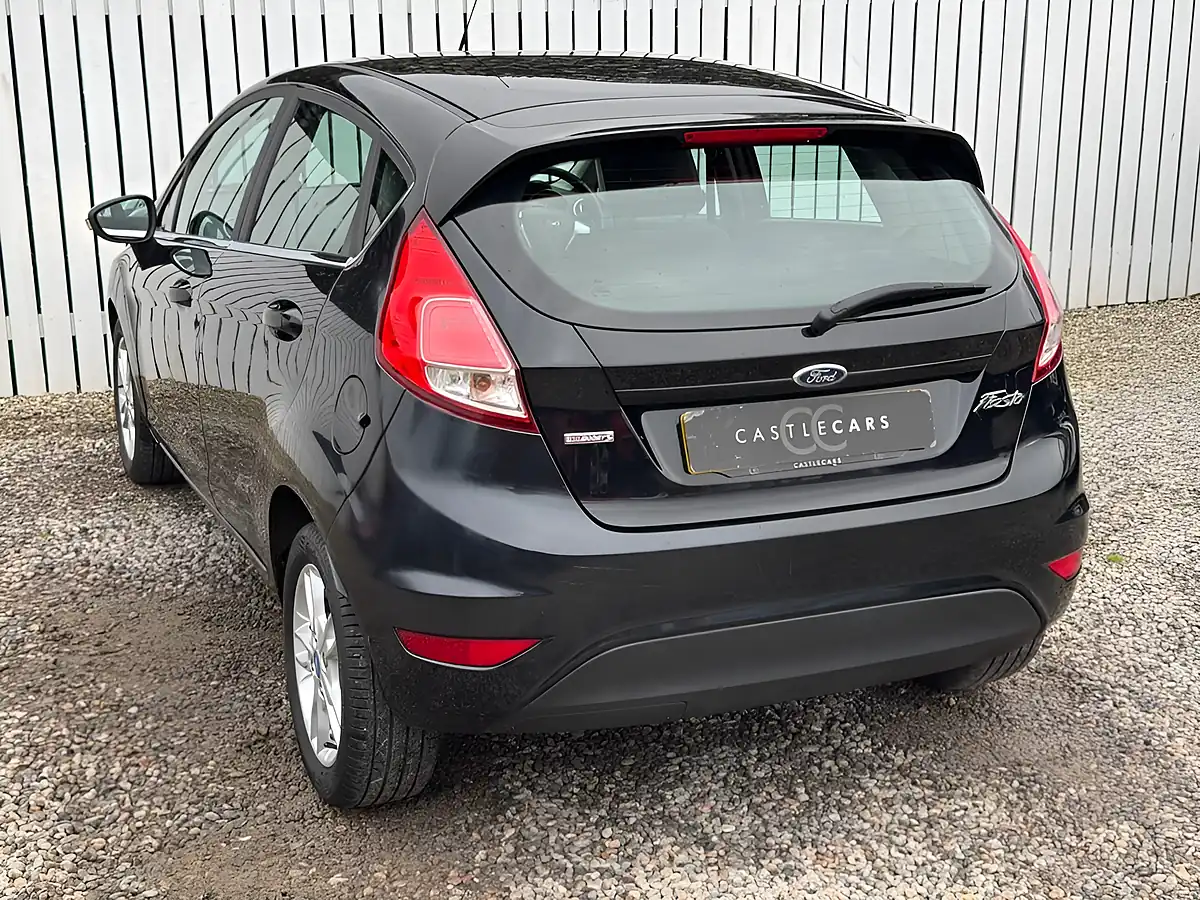 Used 2015 Ford Fiesta Zetec Black - Interior and Exterior details 5