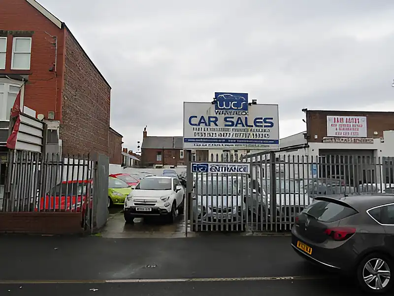 Used 2015 Ford Fiesta Zetec Black - Interior and Exterior details 17