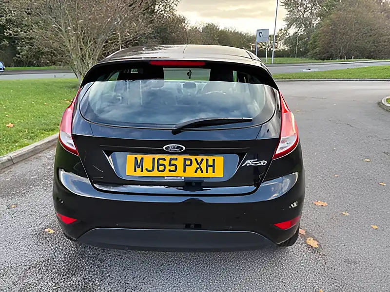Used 2015 Ford Fiesta Zetec Black - Interior and Exterior details 4