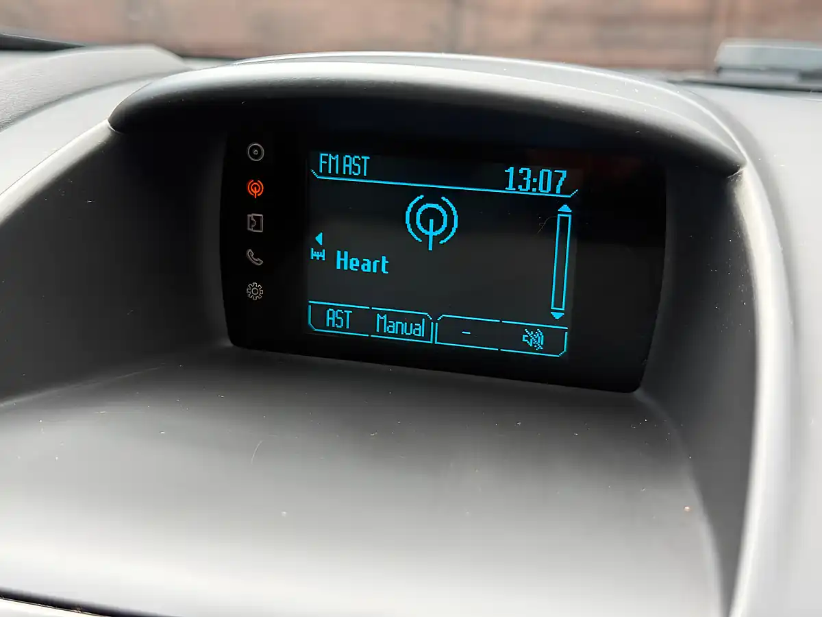 Used 2015 Ford Fiesta Zetec Black - Interior and Exterior details 13