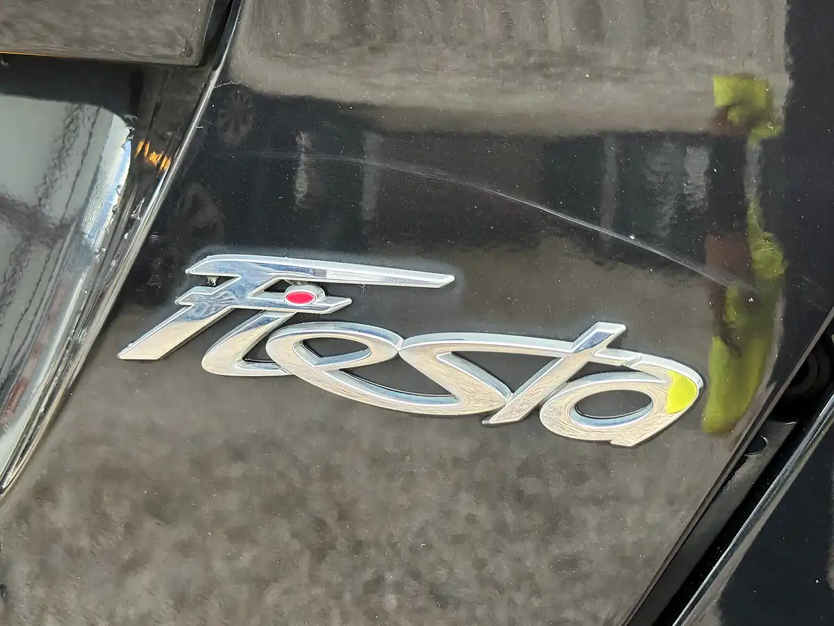 Used 2015 Ford Fiesta Zetec Black - Interior and Exterior details 17
