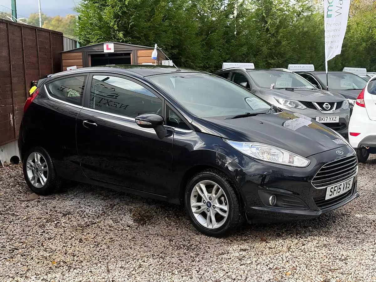Used 2015 Ford Fiesta Zetec Black - Interior and Exterior details 4