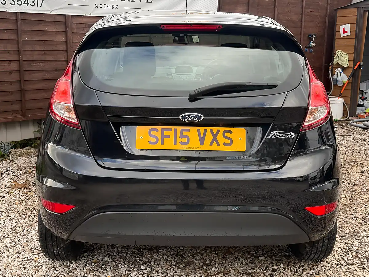 Used 2015 Ford Fiesta Zetec Black - Interior and Exterior details 8