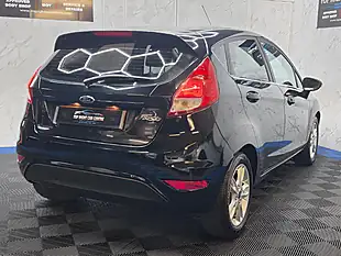 Used 2015 Ford Fiesta Zetec Black - Interior and Exterior details 9