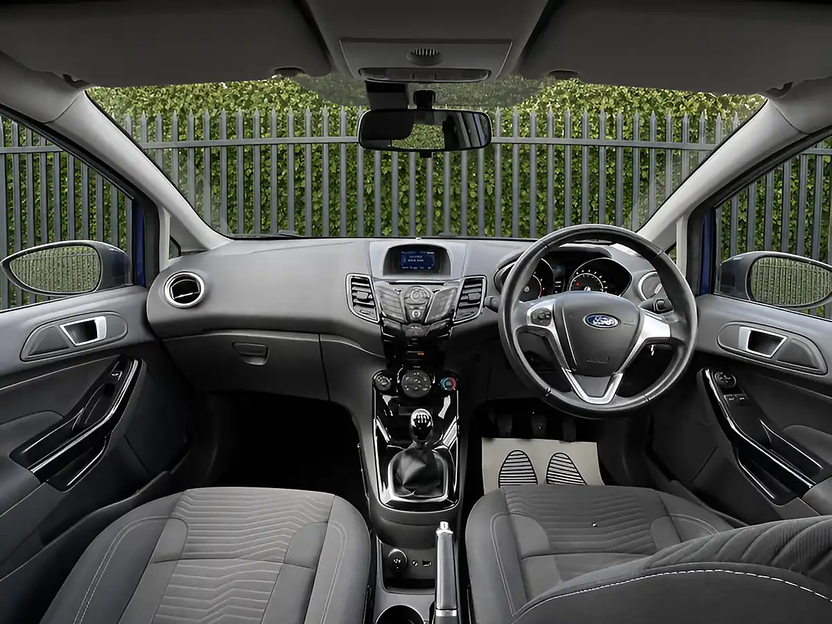 Used 2015 Ford Fiesta Zetec Blue - Interior and Exterior details 14