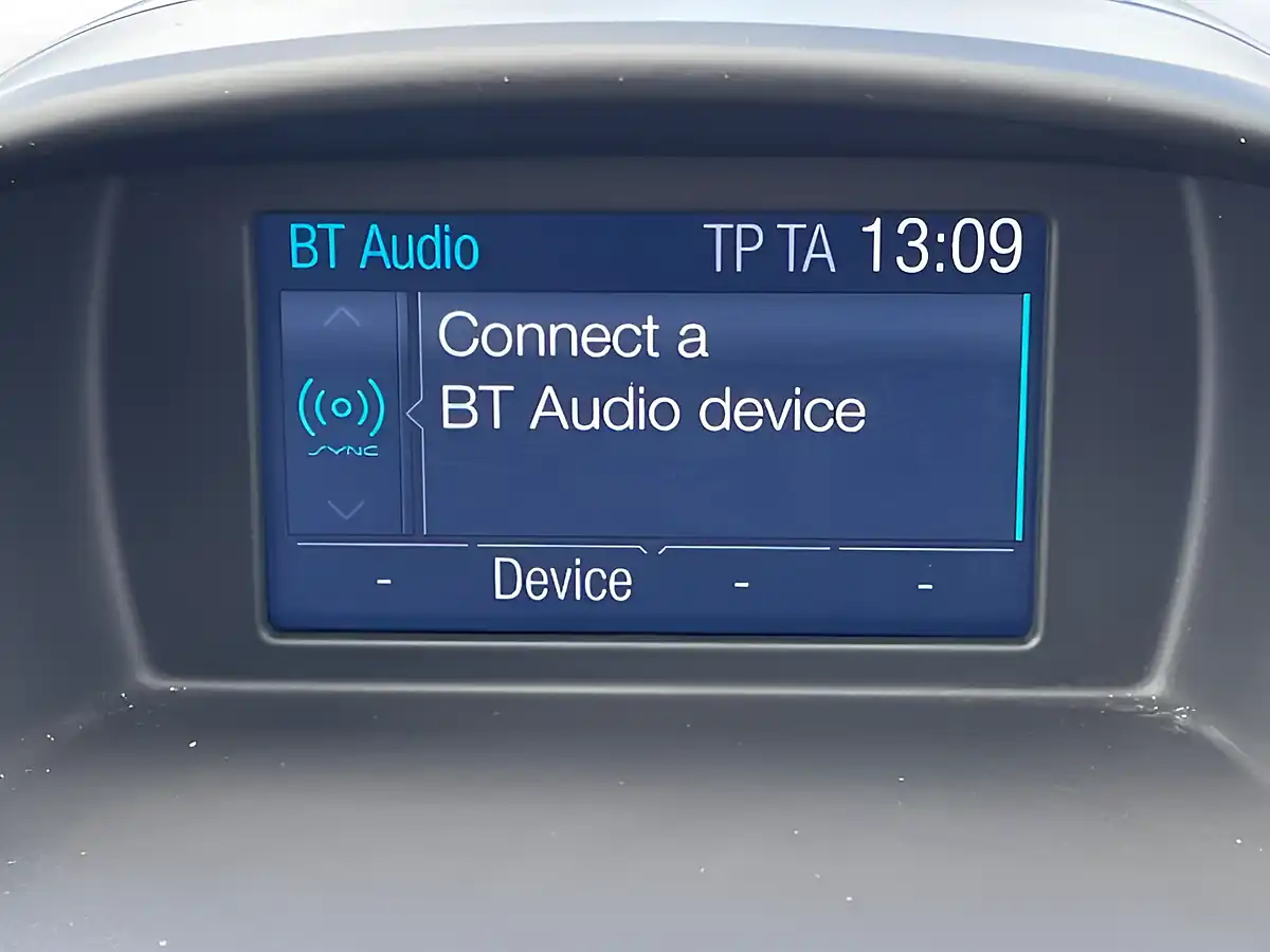 Used 2015 Ford Fiesta Zetec Blue - Interior and Exterior details 19