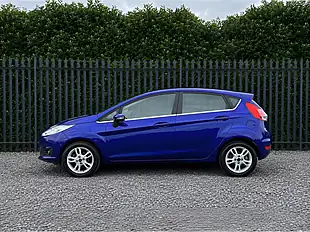 Used 2015 Ford Fiesta Zetec Blue - Interior and Exterior details 3