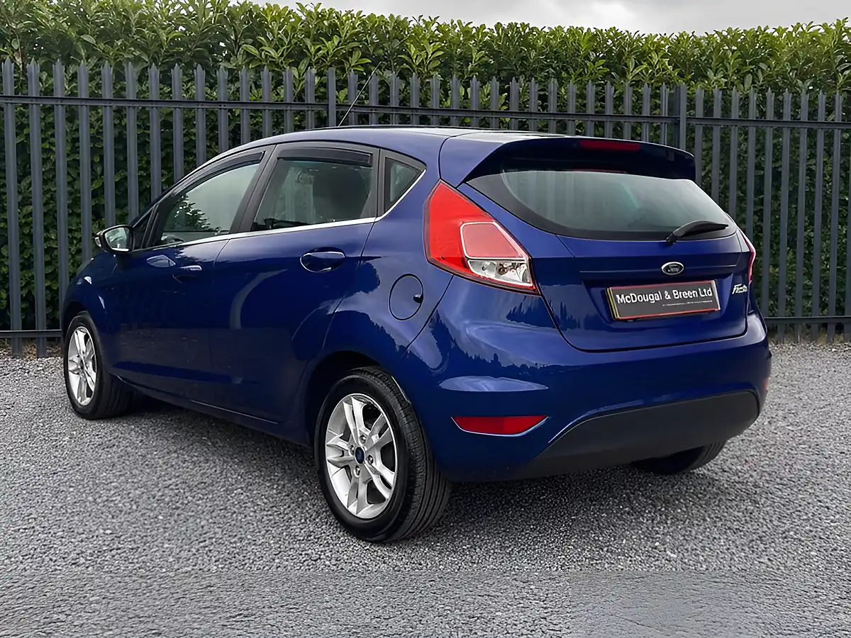 Used 2015 Ford Fiesta Zetec Blue - Interior and Exterior details 4