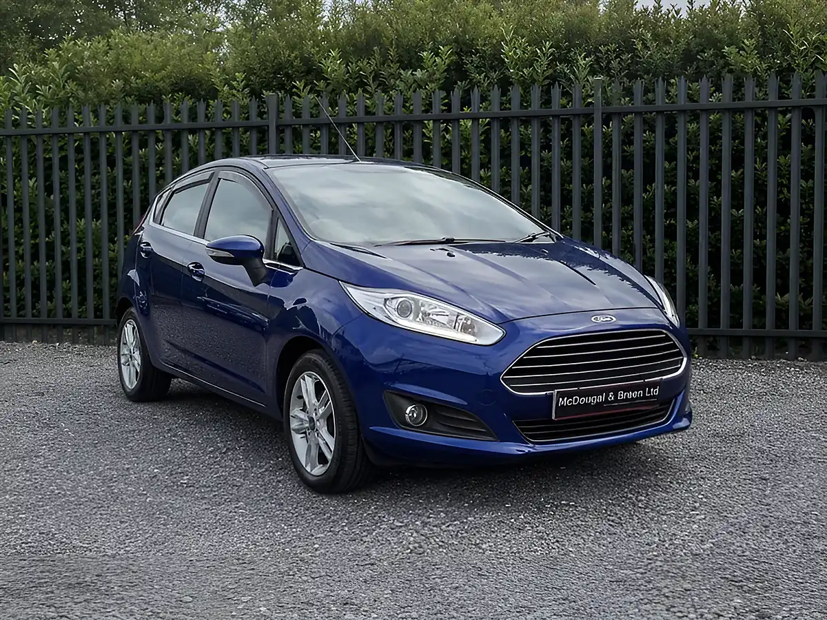 Used 2015 Ford Fiesta Zetec Blue - Interior and Exterior details 8