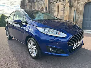 Used 2015 Ford Fiesta Zetec Blue - Interior and Exterior details 4