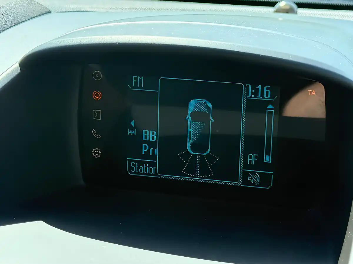 Used 2015 Ford Fiesta Zetec Blue - Interior and Exterior details 12