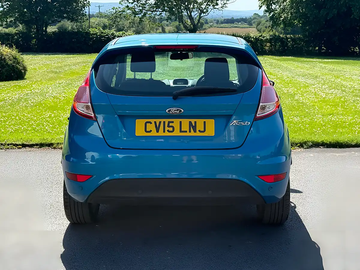 Used 2015 Ford Fiesta Zetec Blue - Interior and Exterior details 7