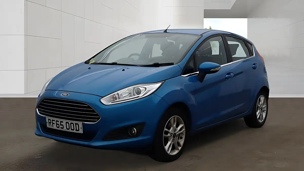 Used 2015 Ford Fiesta Zetec Blue - Interior and Exterior details 13