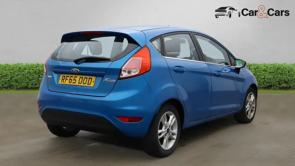 Used 2015 Ford Fiesta Zetec Blue - Interior and Exterior details 4