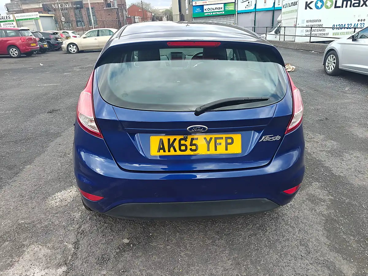 Used 2015 Ford Fiesta Zetec Blue - Interior and Exterior details 11
