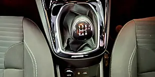 Used 2015 Ford Fiesta Zetec Blue - Interior and Exterior details 14